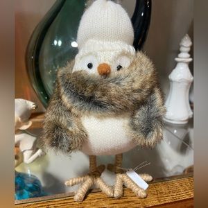 Target 2017 Wondershop Christmas Winter Bird SIERRA White Hat & Brown Fur Scarf